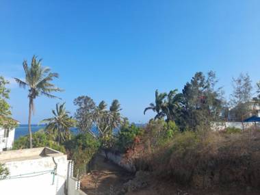 Ary Beachfront Homestay Nyali- On Mombasa Beach