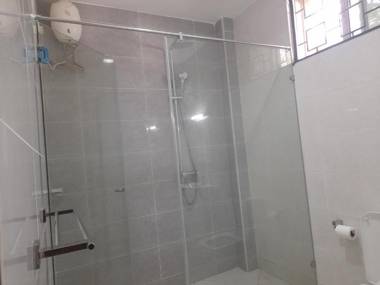 Ary Beachfront Homestay Nyali- On Mombasa Beach