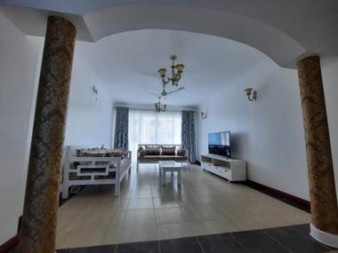 Stay.Plus Queen's Royal Apartments Nyali