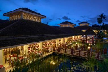 Sarova Whitesands Beach Resort & Spa