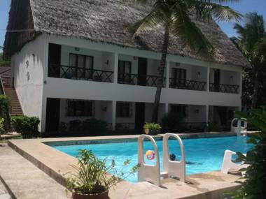 Papillon Beach Apartments