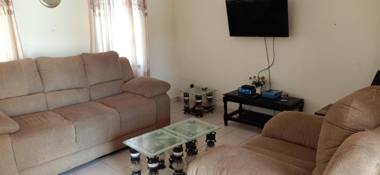 Stay.Plus Mtwapa Holiday Maisonnette