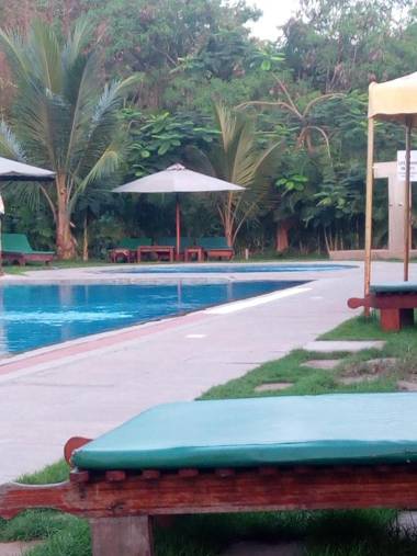 Luxurious 3 bedroom Furnished Apartment R1