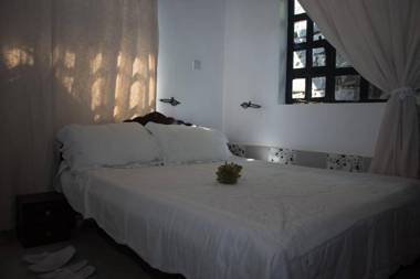 Room in Bungalow - Reens Vacation Rental Home