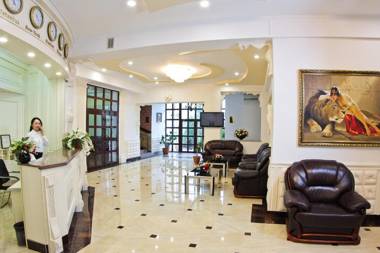 Grand Hotel