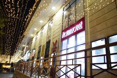 Panoramic studio apartments with mountain views