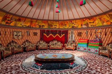 Gоlden Dragon Villa Hotel