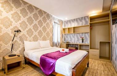 White Residence Hotel & Apartment