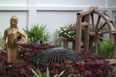 Mowin Boutique Hotel & Residence