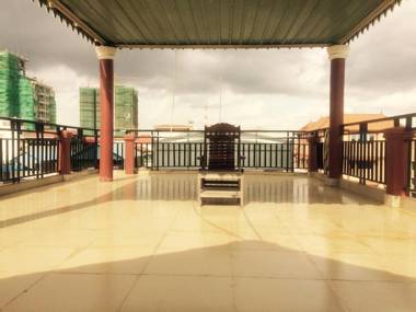 139 Guest House