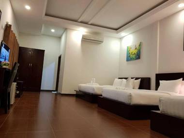 Apple Hotel Two - Near Phnom Penh Airport