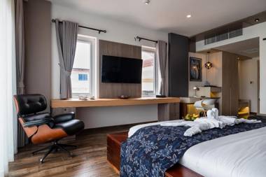 Nou's River Hotel