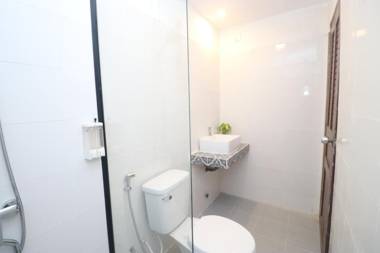 Grand Elevation Hotel