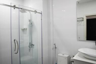 Apple Hotel Three - near PNH airport