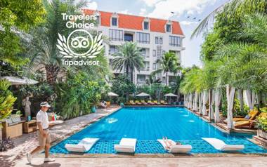 Palace Gate Hotel & Resort