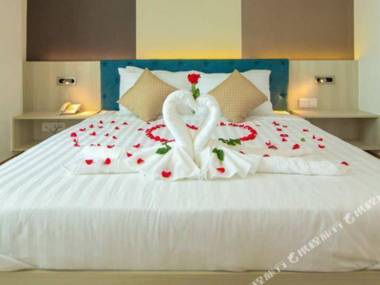 The Twin B Palace Hotel & Apartments