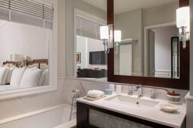 Raffles Grand Hotel d'Angkor