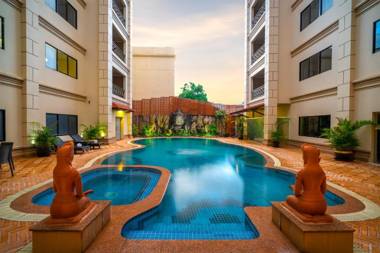 Dragon Royal Angkor Hotel