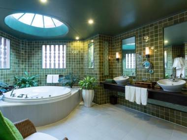 Angkor Village Resort & Spa