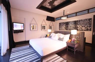 Shinta Mani Angkor & Bensley Collection Pool Villas