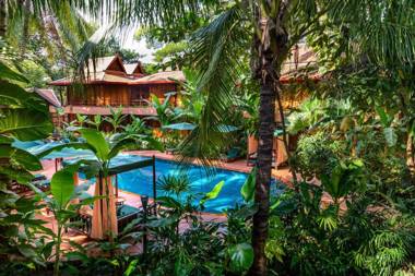 Angkor Village Hotel