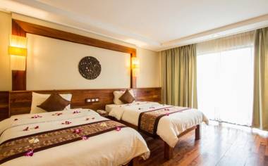 Royal Empire Premium Hotel