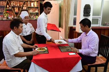 Golden Orchid Angkor