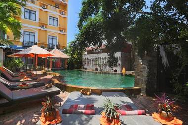 Central Privilege Hotel