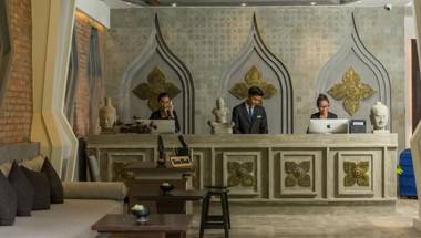 Central Suite Residence