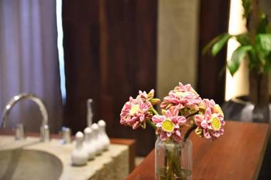 Jaya House River Park