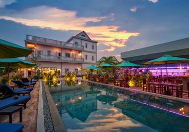 Ta Thy Angkor Boutique II