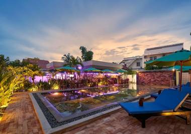 Ta Thy Angkor Boutique II