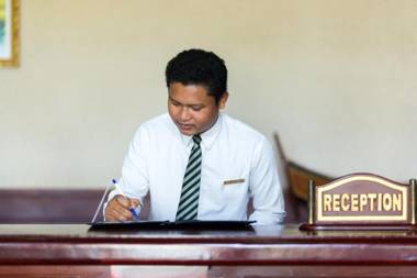 Smiling Deluxe Hotel