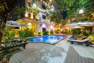 Moonlight Inn Boutique