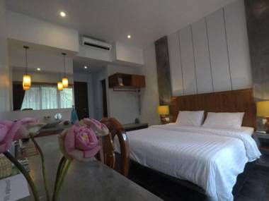 Lumnov Khmer Guest House