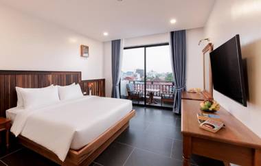 Two Seasons Siem Reap Hotel