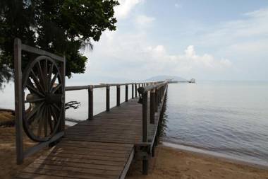 NATAYA Round House Coral Bay Resort