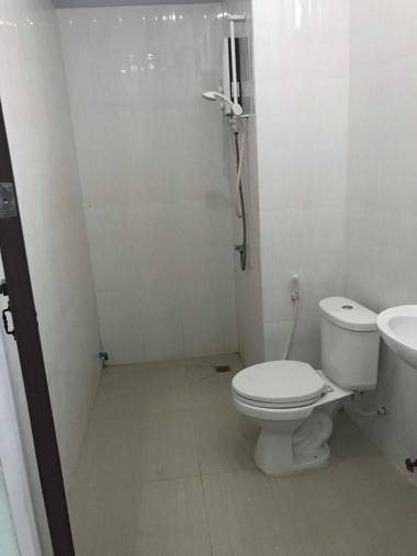 KampongBay Makeng II Guesthouse