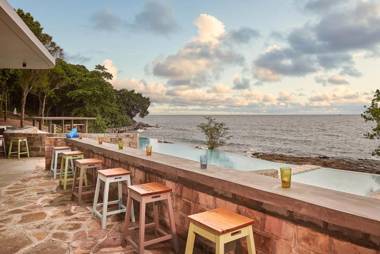 Independence Hotel Resort & Spa