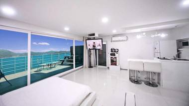 The South Sea SPA Hill pension