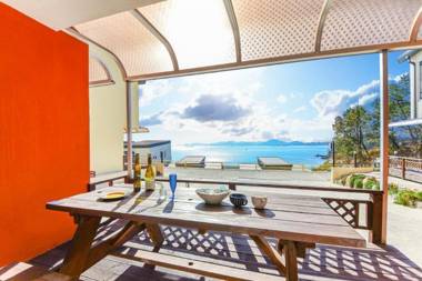 Namhae Modern Spa Pension