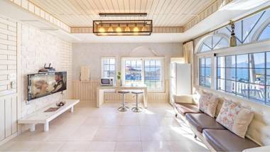 Namhae Alhambra Pension