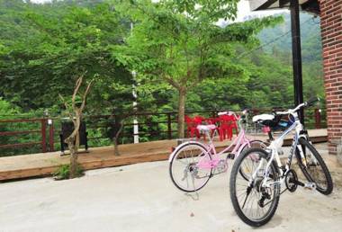 Yangyang Beopsusanjang Pension