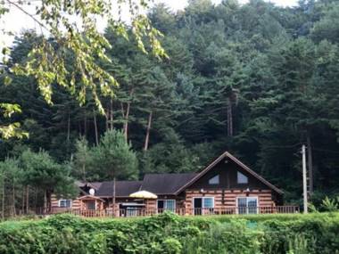 Yangyang Healing Wood Pension