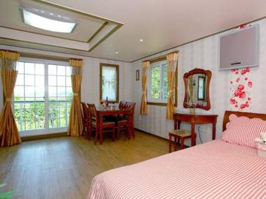 Cee and Valley Pension