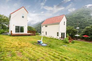 Ulsan (Baenaegol) Rodemnamu Pension