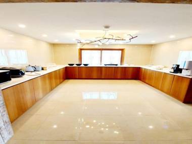 Uneed Business Hotel