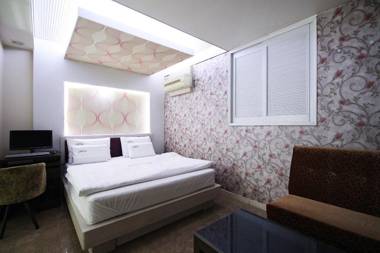 Daegu Icheondong W New York