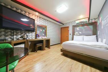 Daegu Gyeongbuk University Shwil