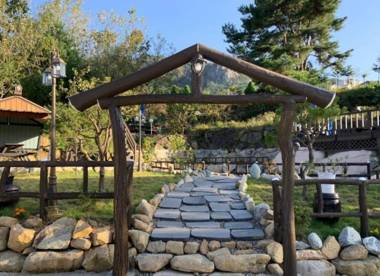 Hapcheon Sky Garden Pension